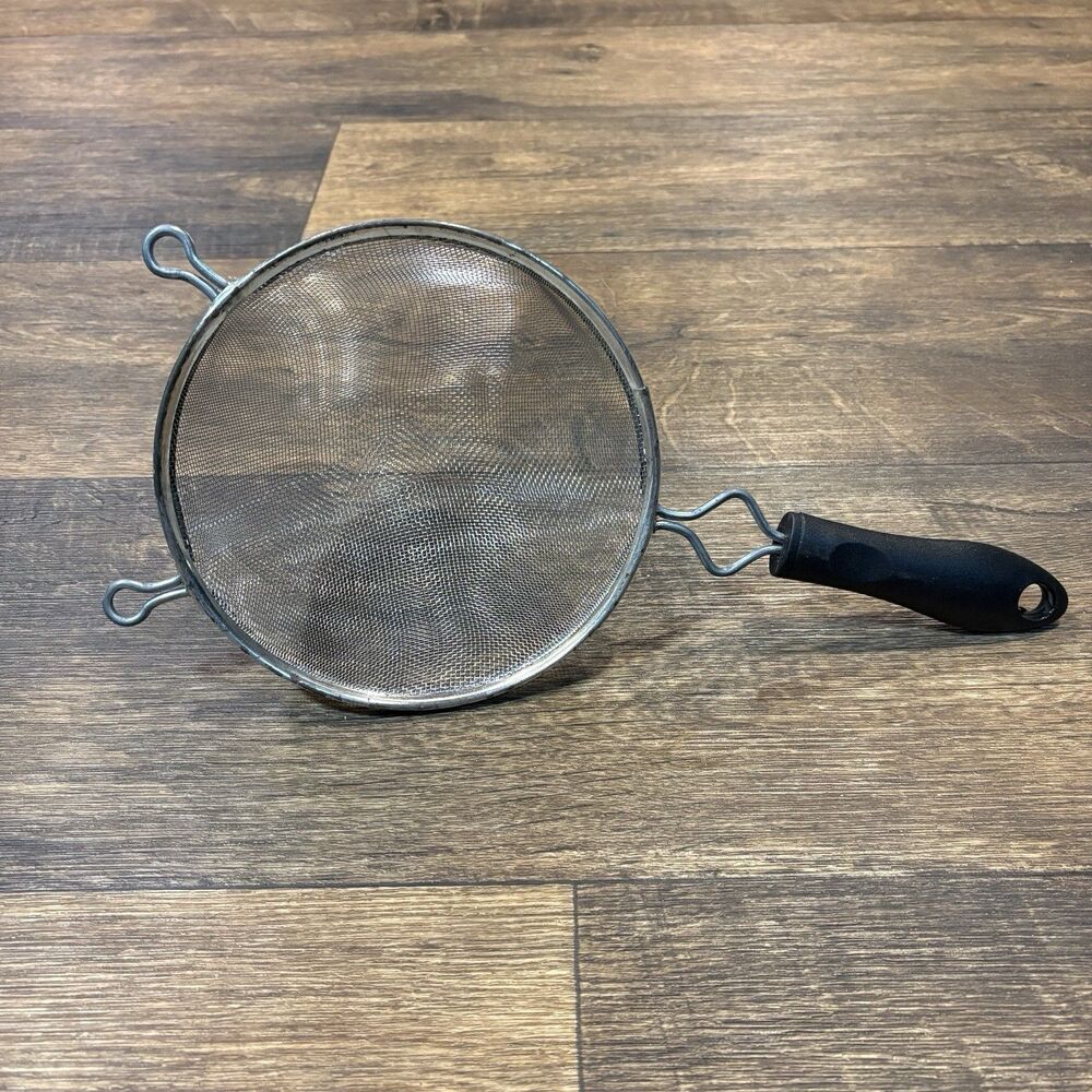 Vintage Metal Mesh Strainer 6” Sieve Kitchen Colander Black Handle